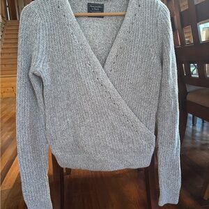 Abercrombie & Fitch Light Gray V-Neck Sweater